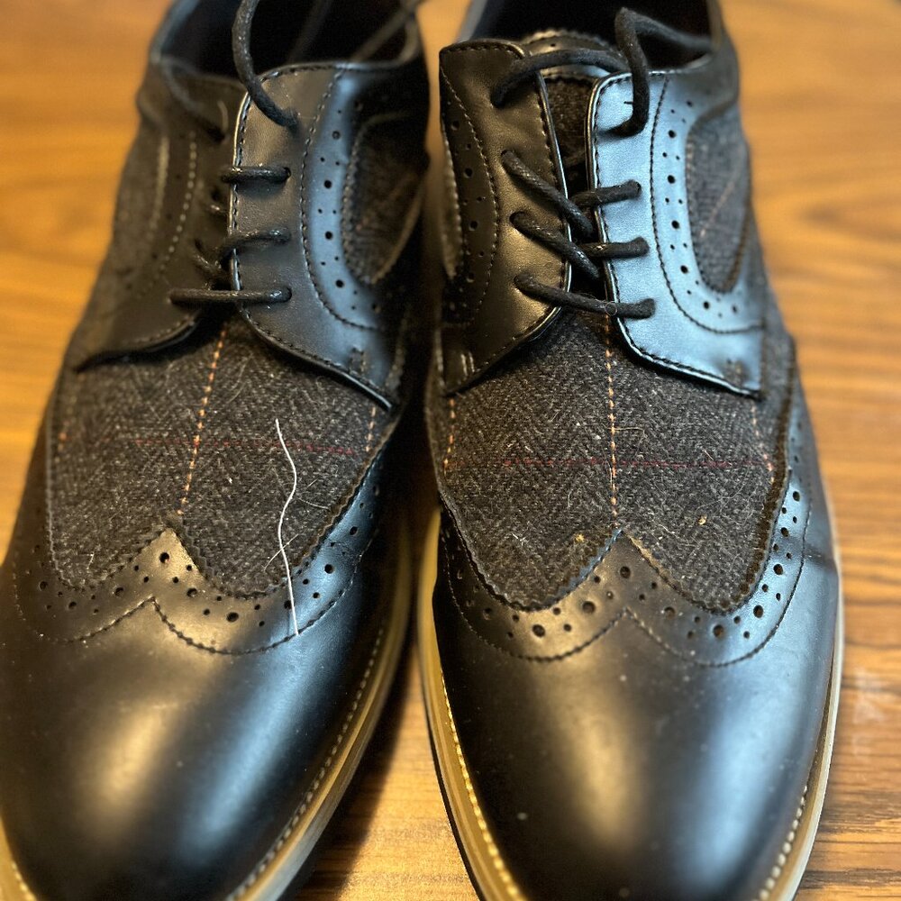 ENGLISH LAUNDRY WING TIP SHOES